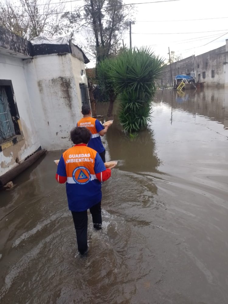Guardas Ambientales en Acción ante las Recientes Inundaciones