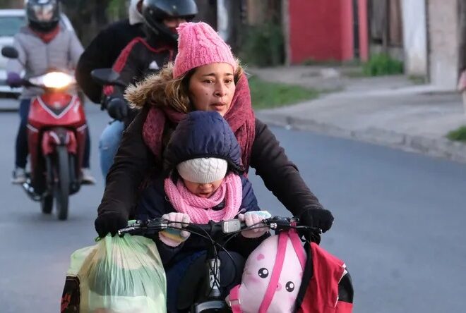 Alerta meteorológica roja por frío extremo, viento y nevadas para 75 localidades de Argentina