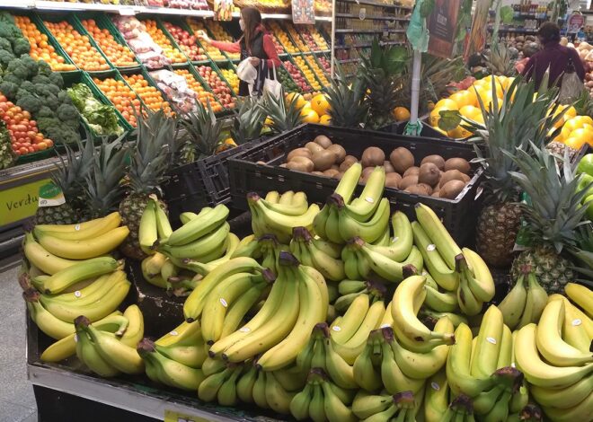 El plato fumigado: denuncian la carga química de agrotóxicos que ingerimos cada día a través de los alimentos